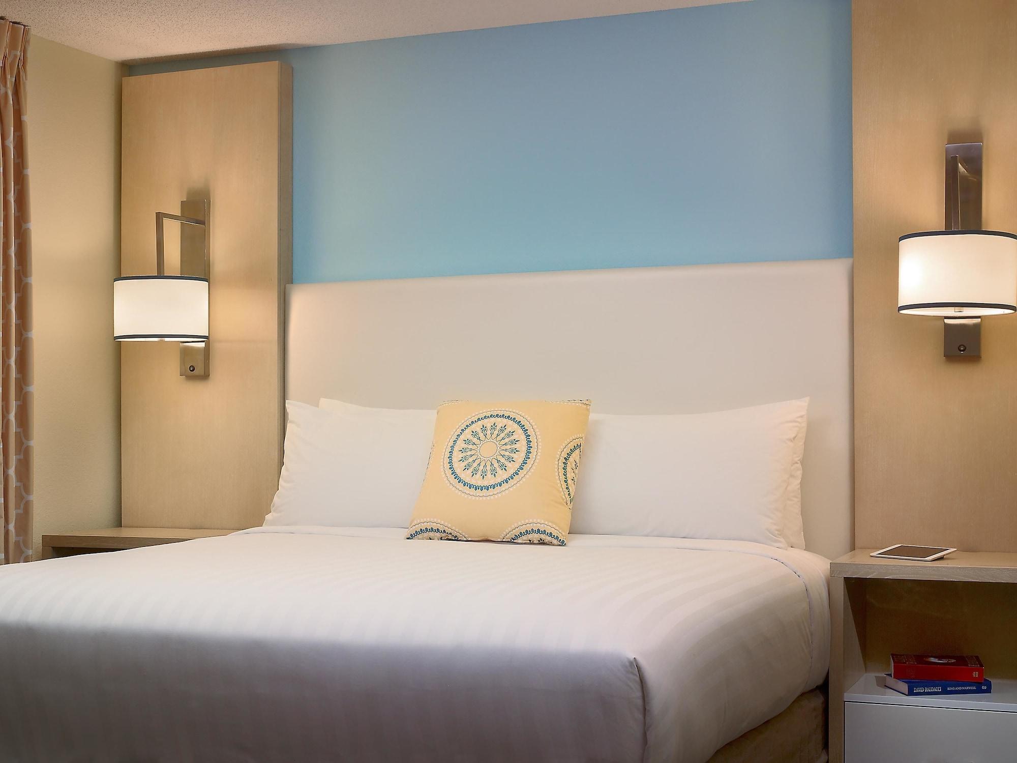 Sonesta Es Suites Бърлингтън Екстериор снимка
