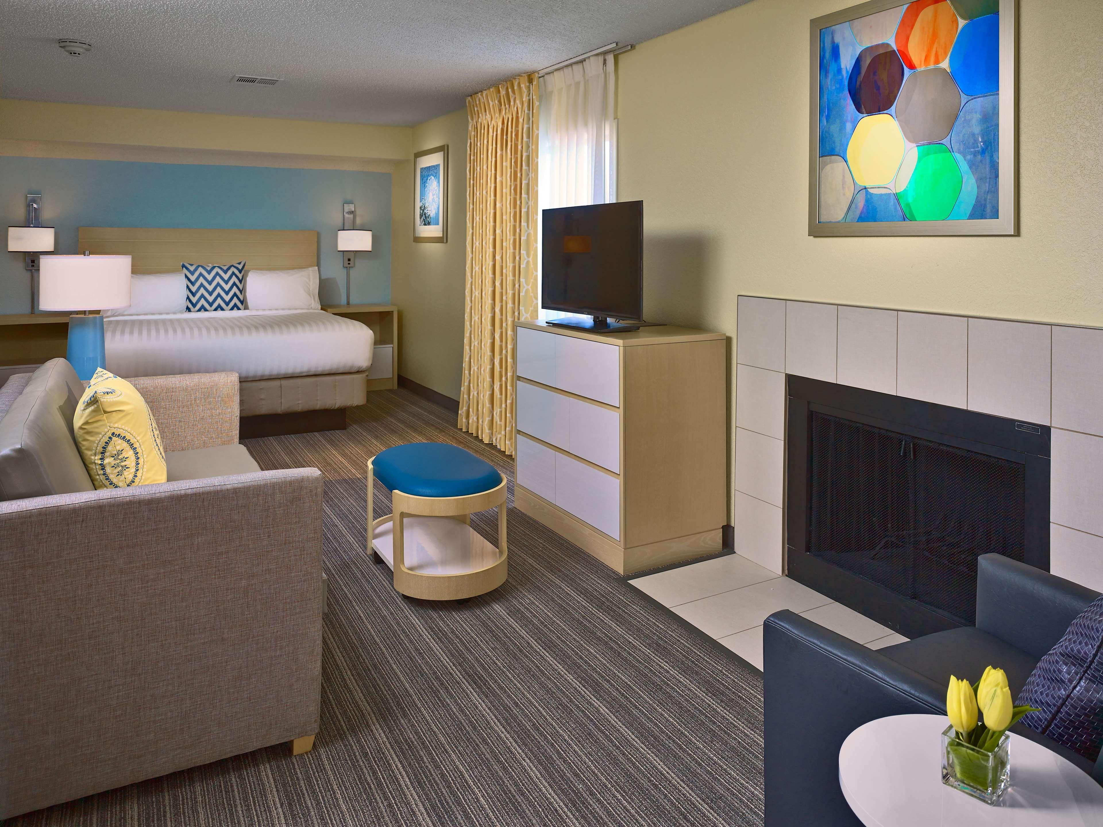 Sonesta Es Suites Бърлингтън Екстериор снимка