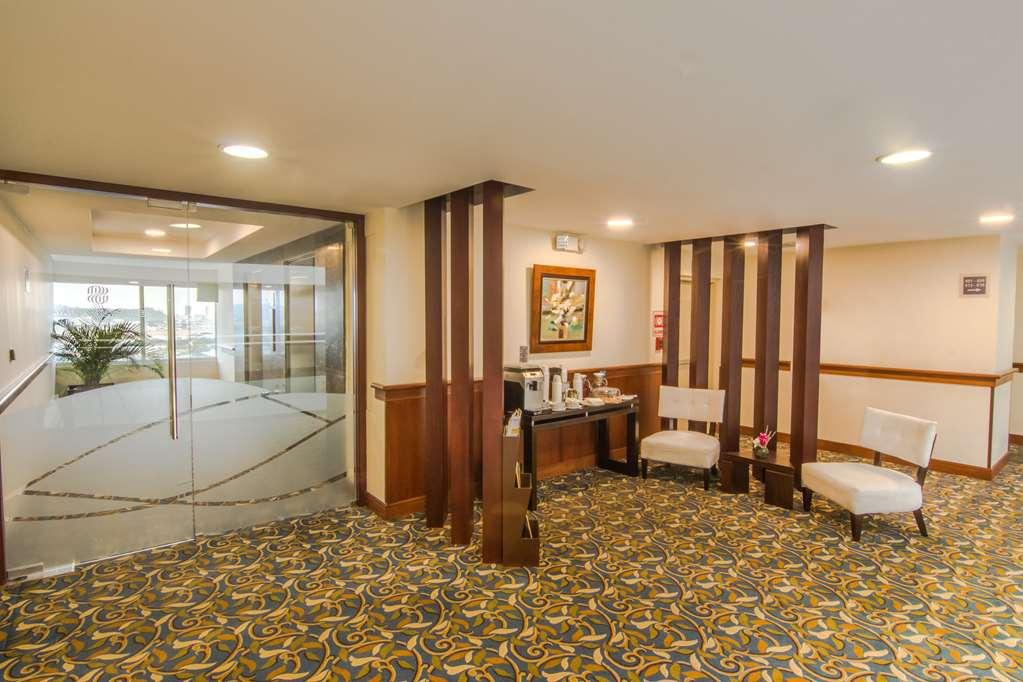 Sonesta Es Suites Бърлингтън Съоръжения снимка